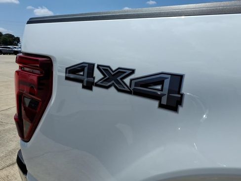 Used 2024 Ford F150 Lariat w/ Bed Utility Package AWD/4WD image 15