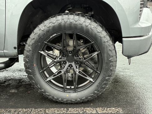 Used 2026 Chevrolet Silverado 1500 RST RWD image 6