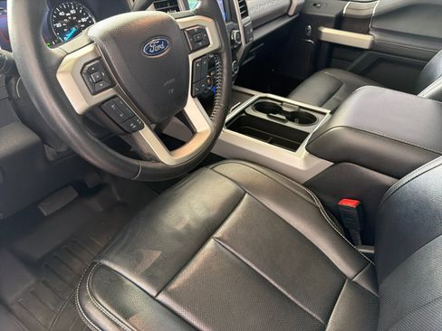 Used 2021 Ford F350 Lariat w/ Lariat Ultimate Package AWD/4WD image 9