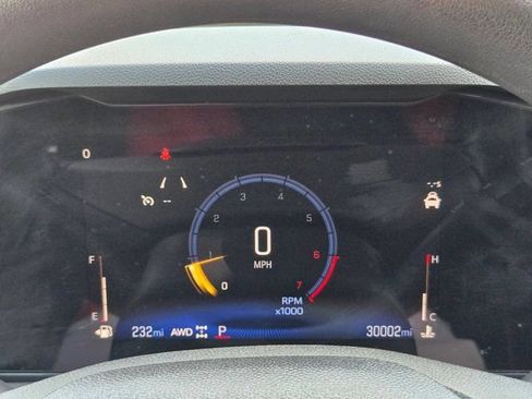 Used 2025 Chevrolet TrailBlazer LT AWD/4WD image 13