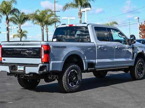 New 2026 Ford F250 Platinum w/ Tremor Off-Road Package image 4