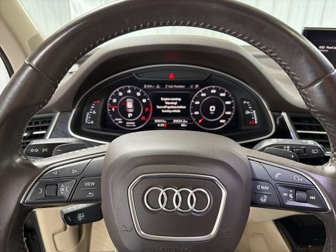 Used 2017 Audi Q7 3.0T Premium Plus AWD/4WD image 25