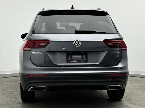 Used 2020 Volkswagen Tiguan S image 6