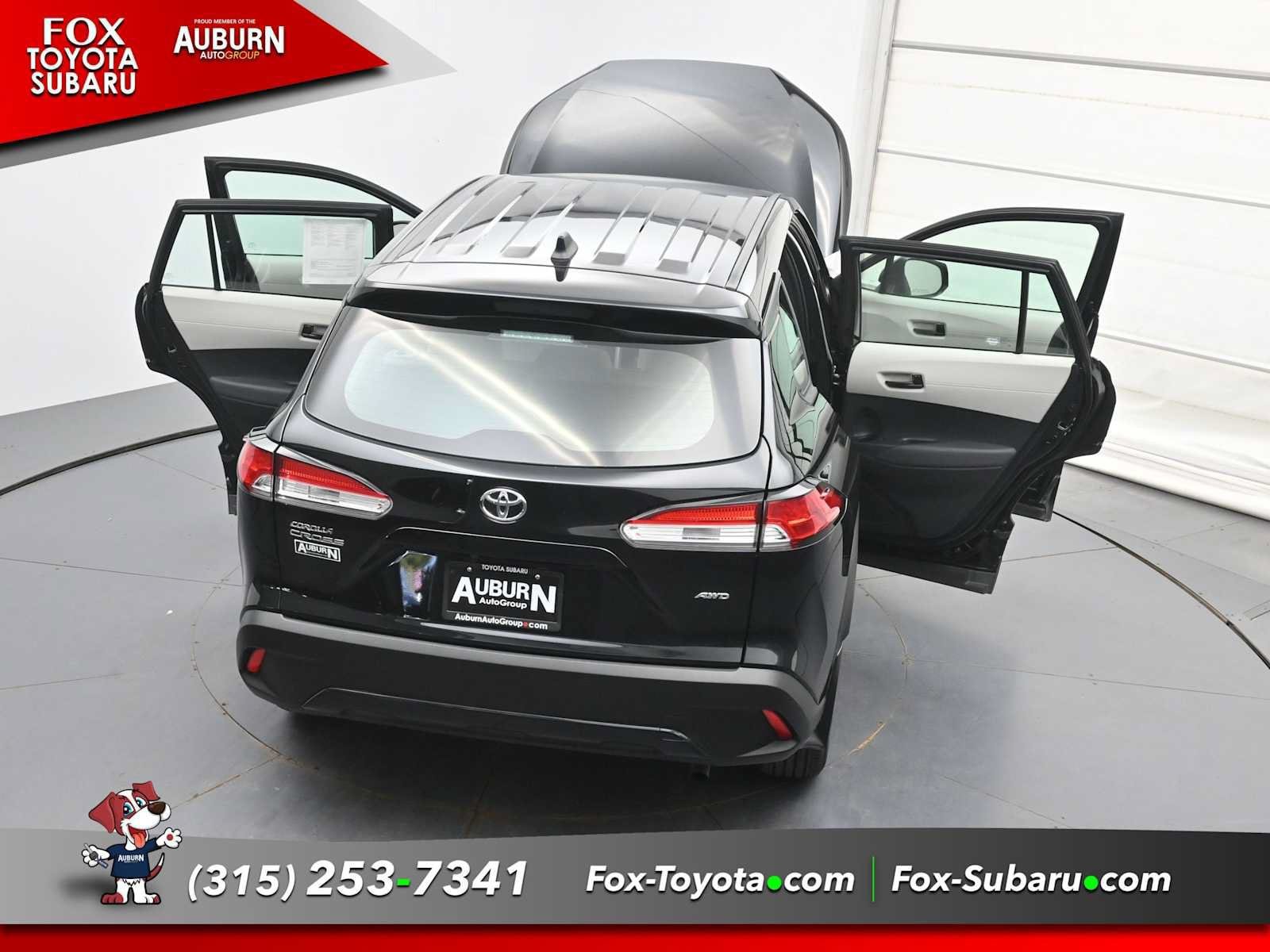 Used 2024 Toyota Corolla Cross L AWD/4WD image 36