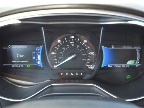 Used 2018 Ford Fusion S FWD image 17