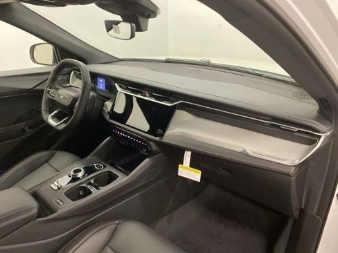 New 2026 Jeep Cherokee Limited image 26