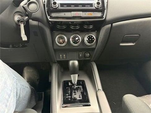 Used 2026 Mitsubishi Outlander Sport AWD image 21