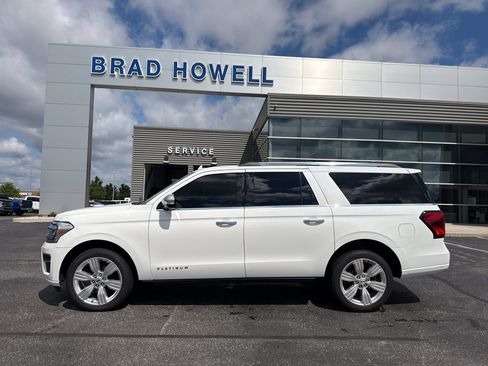 Used 2024 Ford Expedition Max Platinum AWD/4WD image 1