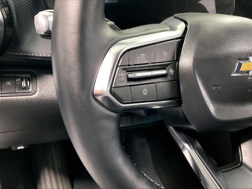 Used 2026 Chevrolet Equinox LT AWD/4WD image 23
