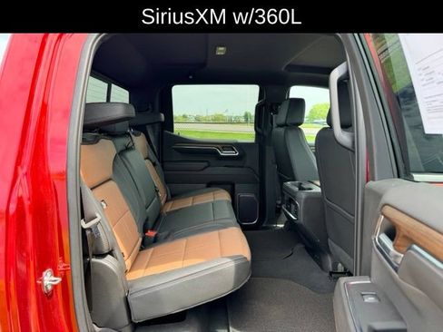 Certified 2023 Chevrolet Silverado 1500 High Country w/ Technology Package AWD/4WD image 10