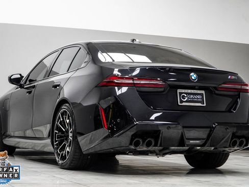 Used 2026 BMW M5 AWD/4WD image 14