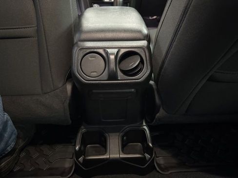 Used 2020 Jeep Wrangler Sport S image 26