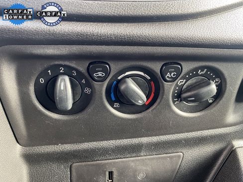Used 2018 Ford Transit 150 XLT image 30