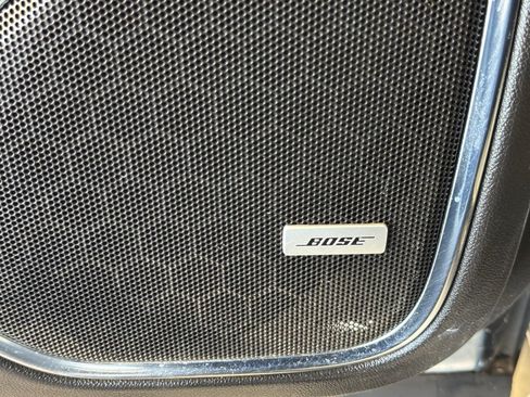 Used 2018 Chevrolet Suburban Premier image 25