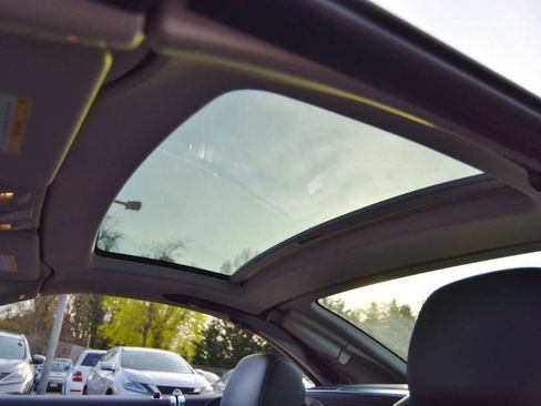 Used 2020 Mercedes-Benz SL 450 w/ Premium Package image 45