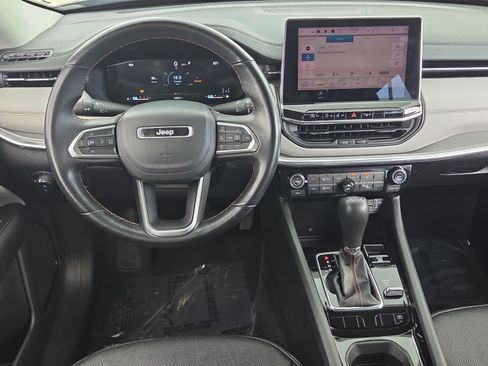 Used 2022 Jeep Compass Limited w/ Elite Group AWD/4WD image 12