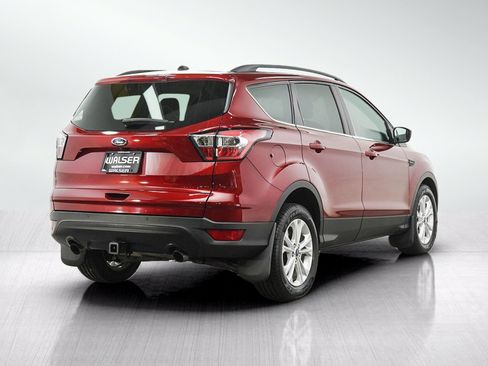 Used 2017 Ford Escape SE w/ SE Leather Comfort Package AWD/4WD image 5
