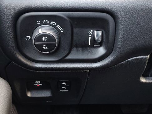 New 2026 RAM 1500 2WD Crew Cab image 12