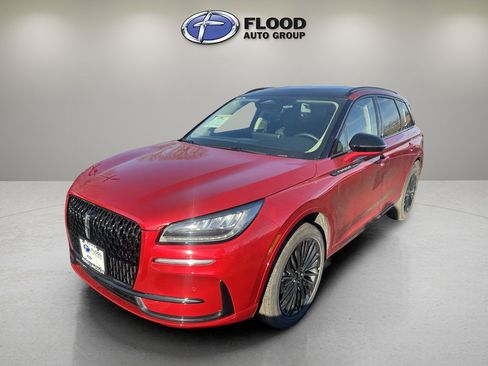 New 2026 Lincoln Corsair Premiere image 3