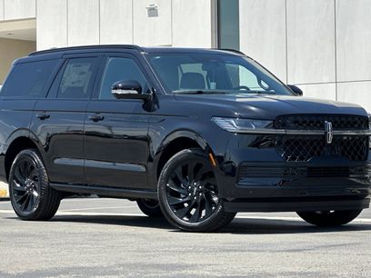 New 2026 Lincoln Navigator Reserve w/ Jet Appearance Package