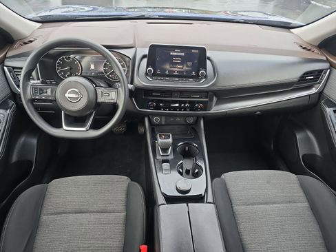 Used 2023 Nissan Rogue SV image 24