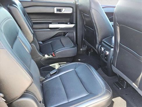 Used 2021 Ford Explorer Limited w/ Equipment Group 301A image 21