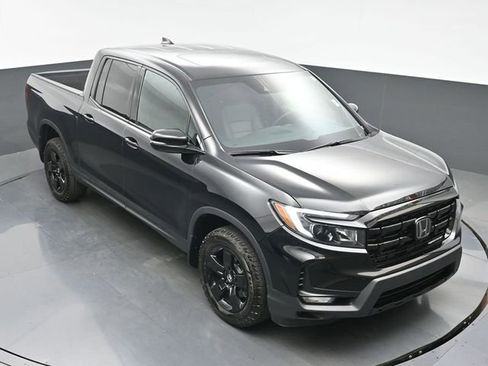 Certified 2024 Honda Ridgeline Black Edition image 35