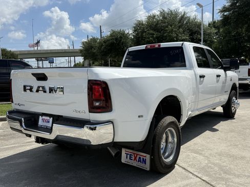 New 2026 RAM 3500 Lone Star AWD/4WD image 5