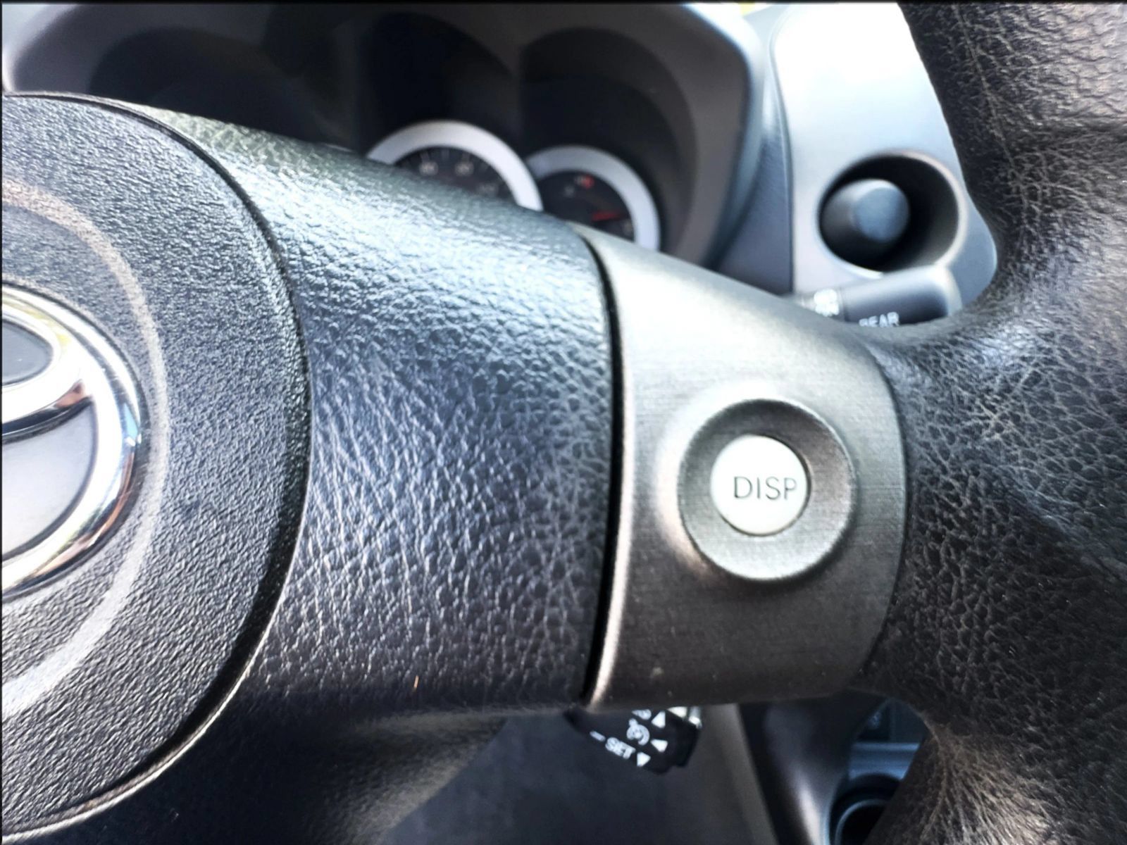 Used 2012 Toyota RAV4 FWD w/ Upgrade Value Pkg image 18