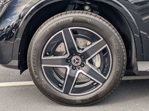 New 2026 Mercedes-Benz GLC 300 image 13