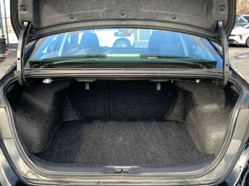 Used 2025 Nissan Altima 2.5 SV FWD image 27