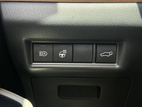 Certified 2025 Toyota Grand Highlander FWD image 23