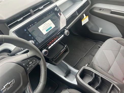 New 2027 Chevrolet Bolt LT FWD image 26