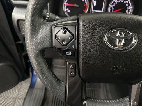 Used 2022 Toyota 4Runner TRD Off-Road Premium image 14