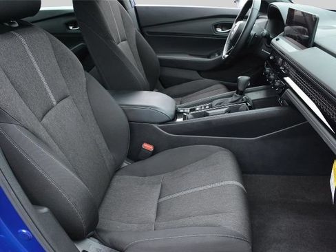 Used 2024 Honda Accord Sport image 28