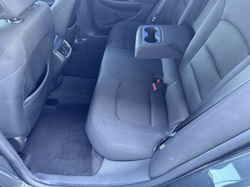 Used 2016 Chevrolet Malibu LT FWD image 26