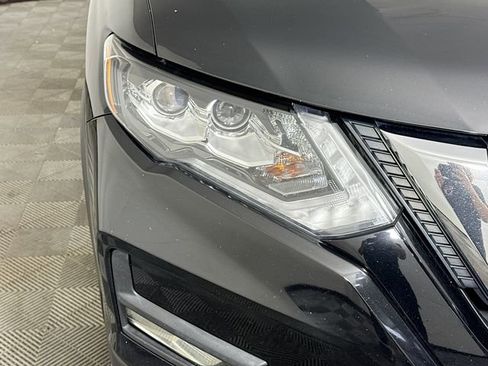 Used 2020 Nissan Rogue SL w/ Premium Package AWD/4WD image 3