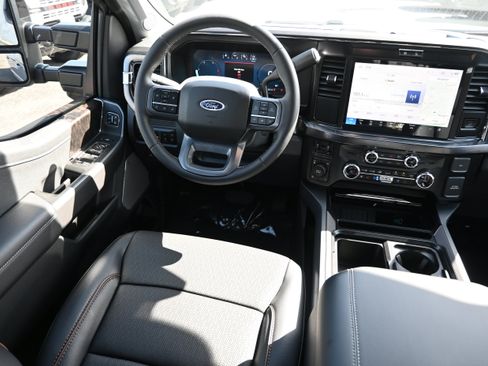 New 2026 Ford F250 Lariat w/ Black Appearance Package AWD/4WD image 31