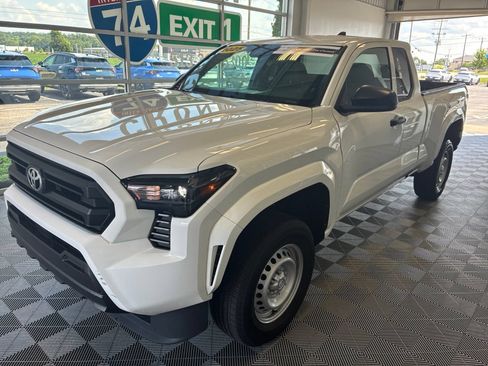 Used 2025 Toyota Tacoma SR RWD image 3