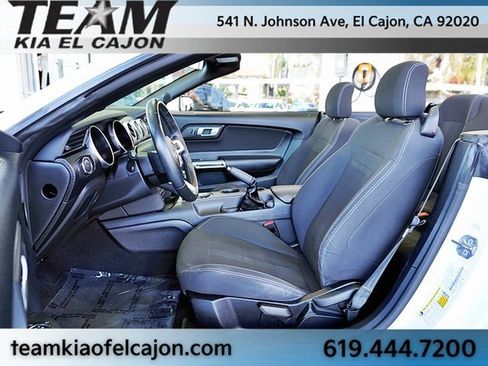 Used 2022 Ford Mustang Convertible image 14