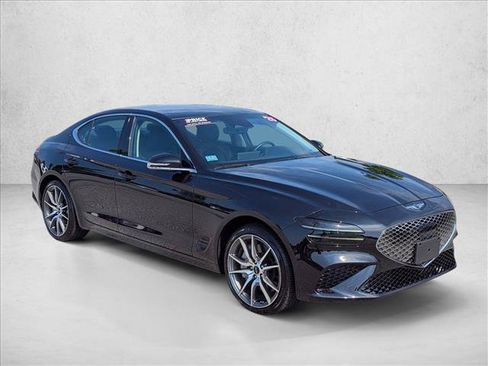 Used 2025 Genesis G70 2.5T AWD/4WD image 3