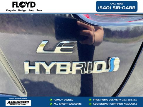 Used 2023 Toyota Corolla LE image 32