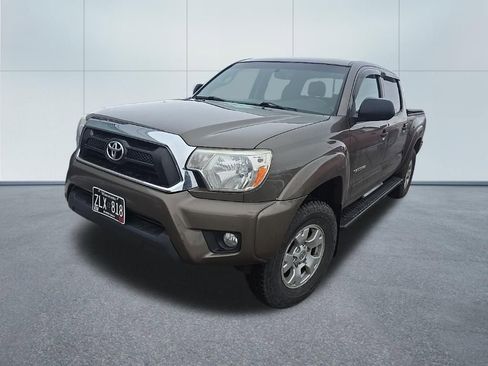 Used 2013 Toyota Tacoma PreRunner w/ SR5 Pkg image 2