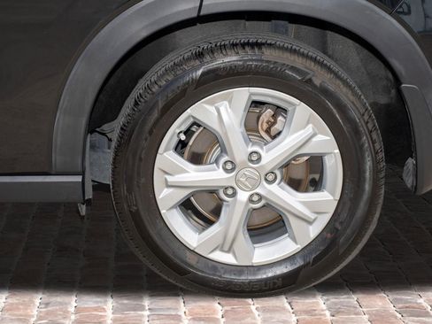 Certified 2024 Honda HR-V LX image 40