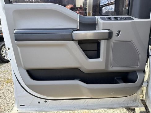 Used 2017 Ford F250 XLT image 8