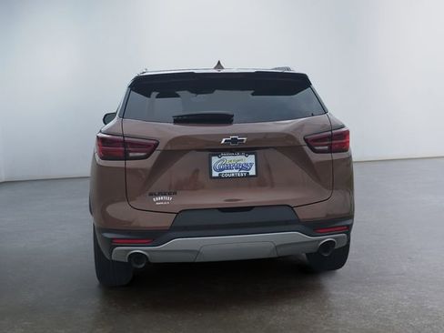 Used 2023 Chevrolet Blazer LT w/ Midnight/Sport Edition FWD image 4
