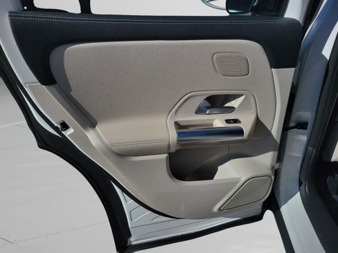 Certified 2026 Mercedes-Benz GLA 250 image 25