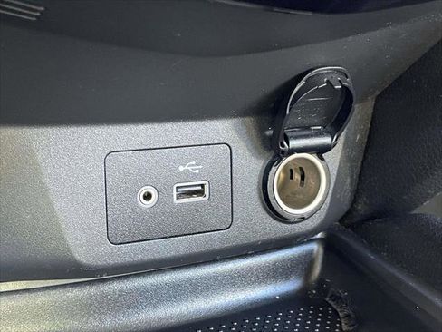 Used 2020 Nissan Rogue S image 27