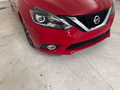Used 2018 Nissan Sentra SR FWD image 11