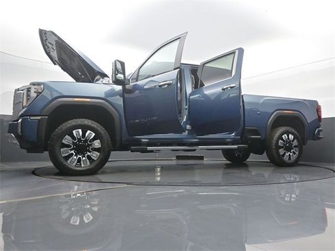 New 2025 GMC Sierra 2500 Denali w/ Denali Reserve Package image 59